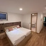 Nastanitev v družini Prenocisca Mraz Velenje