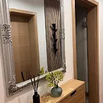 Prenocisca Mraz * Velenje