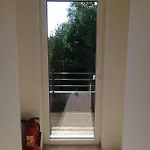 Prenocisca Mraz Nastanitev v družini