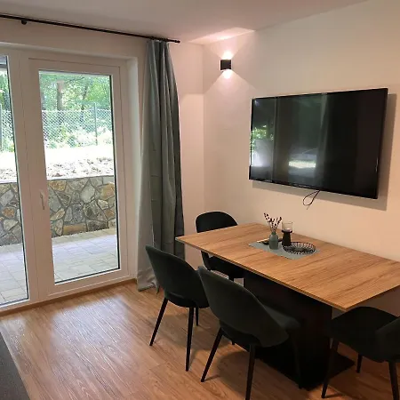 Pansiyon Prenocisca Mraz Velenje