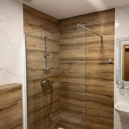 Prenocisca Mraz منزل للإقامة