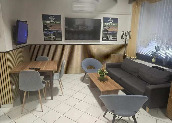 Prenocisca Mraz * Velenje